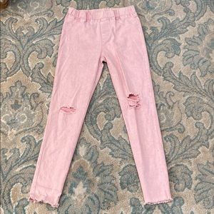 Pink cropped pants